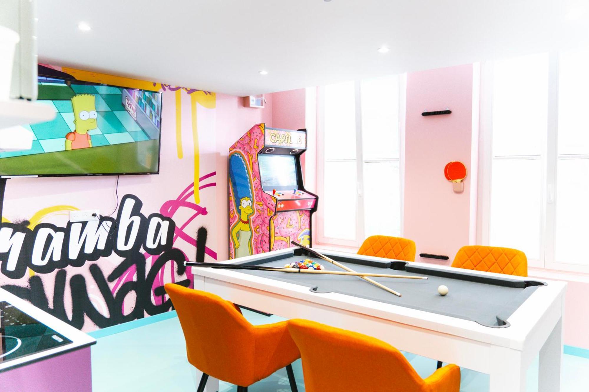 Capsule Springfield - Balneo -Sauna - Billard Douai Buitenkant foto