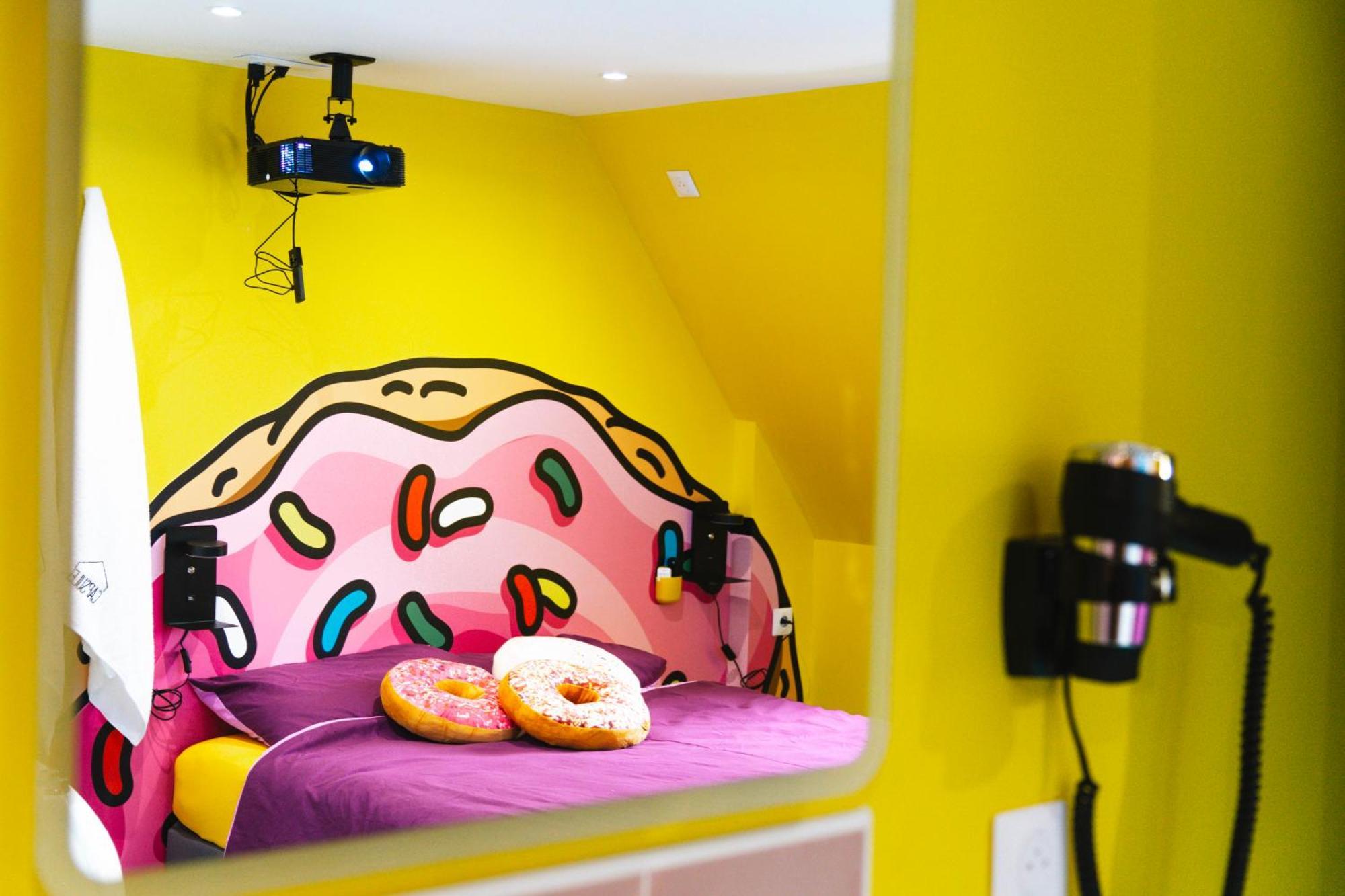 Capsule Springfield - Balneo -Sauna - Billard Douai Buitenkant foto