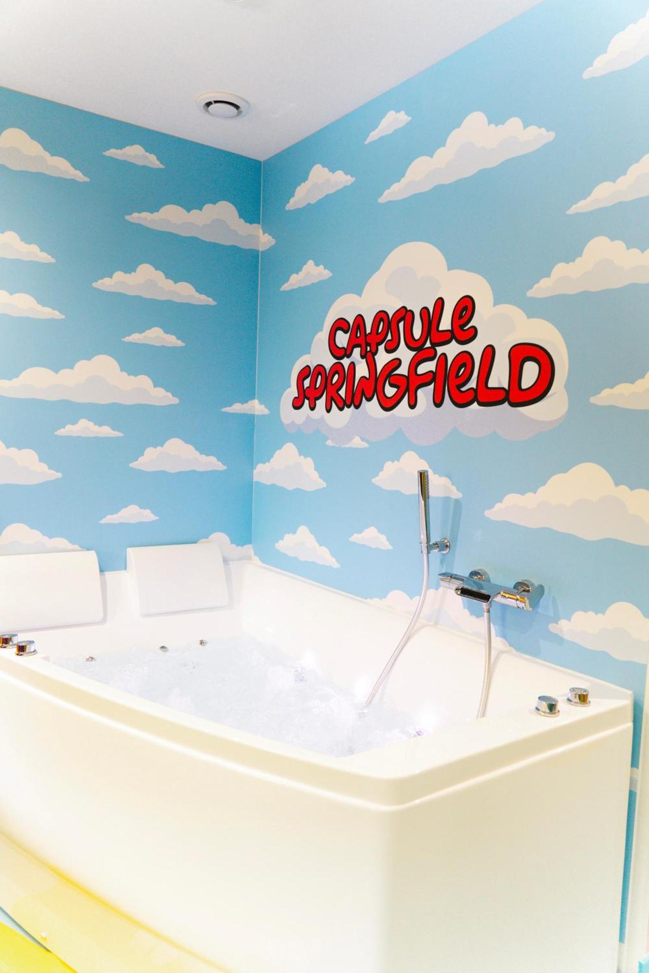 Capsule Springfield - Balneo -Sauna - Billard Douai Buitenkant foto