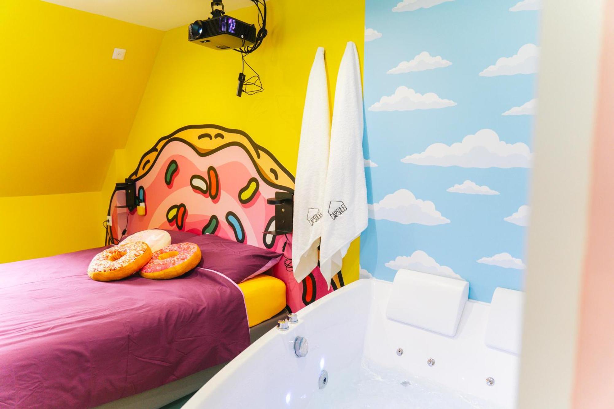 Capsule Springfield - Balneo -Sauna - Billard Douai Buitenkant foto